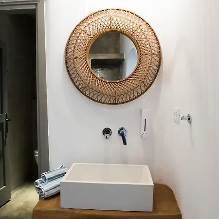 New In The Heart Of - 1 * Mykonos Town