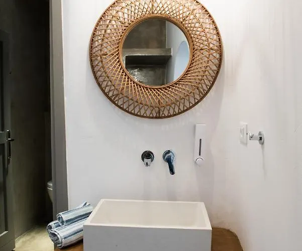 New In The Heart Of - 1 * Mykonos Town