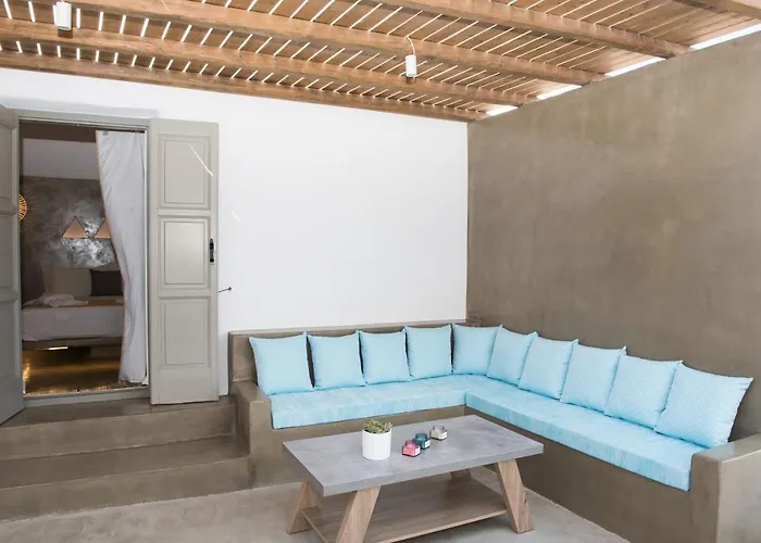 New In The Heart Of - 1 Apartment *